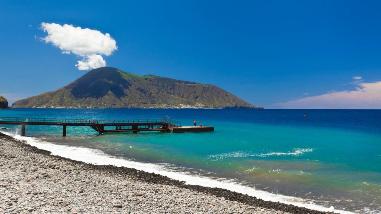 Viaggio alle Isole Eolie: le sette sorelle del Mediterraneo